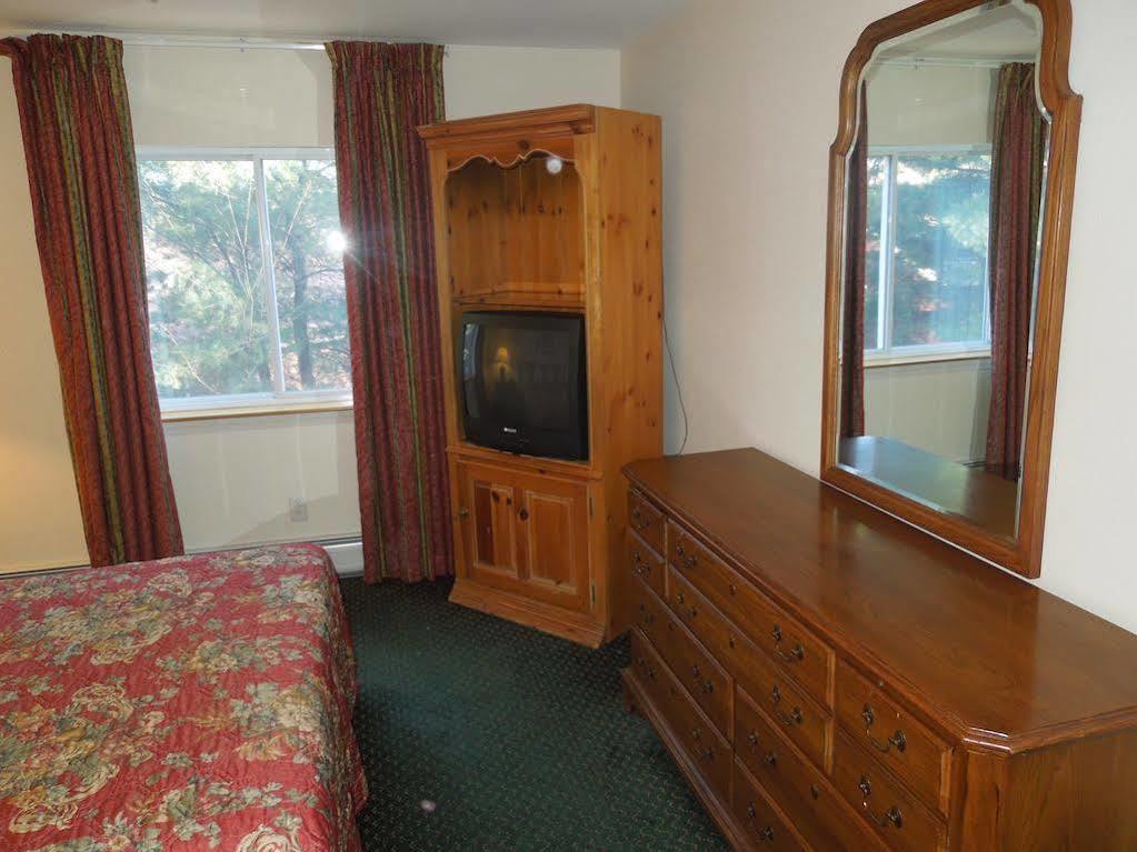 Baymont By Wyndham Essex Burlington Area Hotel Luaran gambar