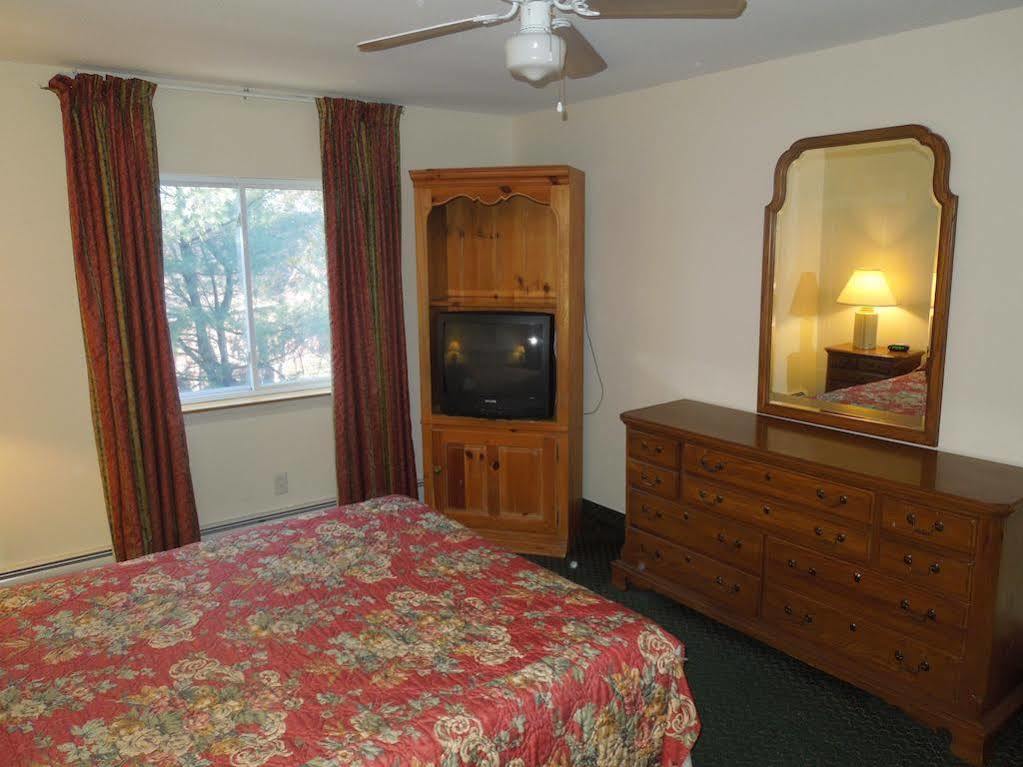 Baymont By Wyndham Essex Burlington Area Hotel Luaran gambar