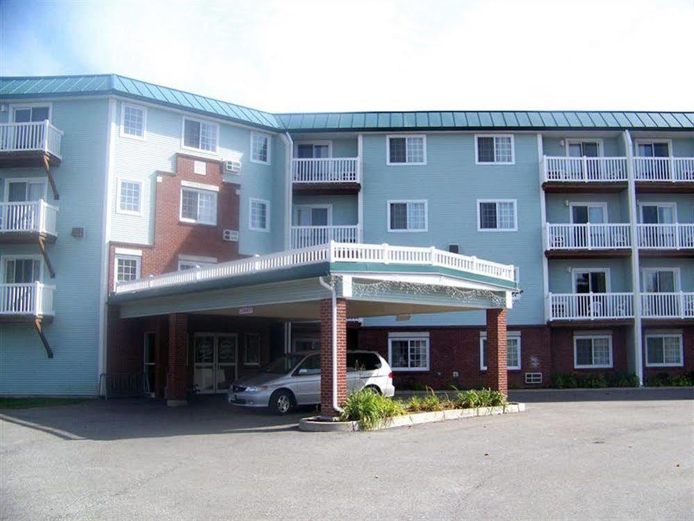Baymont By Wyndham Essex Burlington Area Hotel Luaran gambar