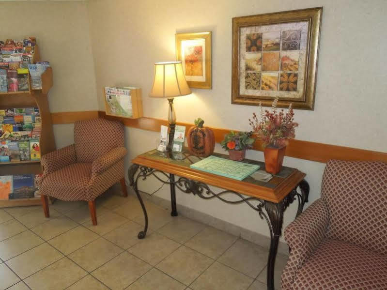 Baymont By Wyndham Essex Burlington Area Hotel Luaran gambar