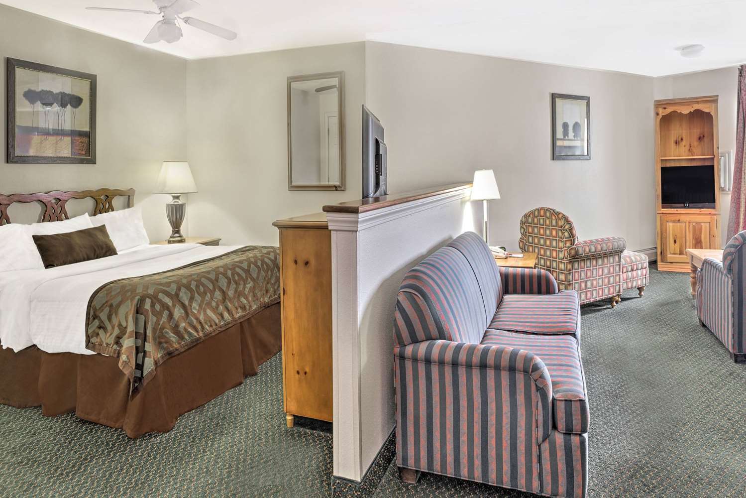 Baymont By Wyndham Essex Burlington Area Hotel Luaran gambar